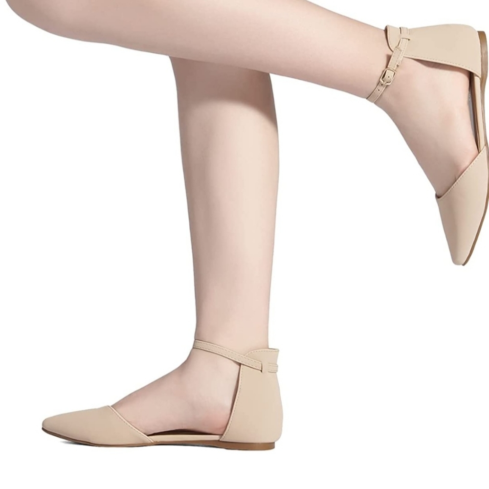 Nude Flats